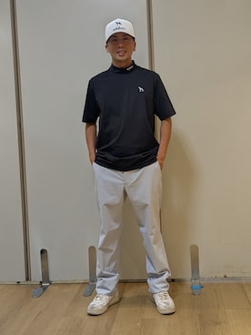 「adabat（アダバット）の【ADABAT NAVY】接触冷感/UVカット ナイロン混ストレッチ半袖モックT（Tシャツ/カットソー、ブラック系）」を使った、yamatai0723さん（メンズ）の夏コーディネート