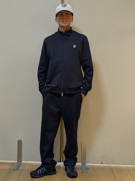 「adabat（アダバット）の【ADABAT NAVY】スムースジャージジップブルゾン（Blouson、ブルー系）」を使った、yamatai0723さん（メンズ）の秋コーディネート