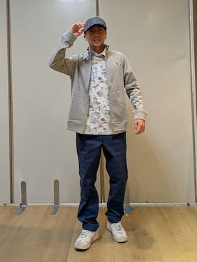 「adabat（アダバット）の【吸水速乾/UVカット】リンクスプリント半袖ポロシャツ（ポロシャツ、グレー系）」を使った、yamatai0723さん（メンズ）の夏コーディネート