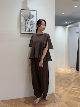 「NAVYNAVY（ネイビーネイビー）の【サマー・ライフパフォーマンス向上】UVカット/接触冷感ダルサテンセットアップ（シャツ/ブラウス、ブラウン系）」を使った、rio03nbbさん（レディース・155cm）の夏コーディネート