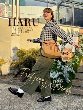 「BRADY（ブレディー）のアイテム」を使った、今井晴さん（レディース・178cm）の夏コーディネート