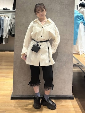 「LOWRYS FARM（ローリーズファーム）のオーバーBOXシャツ　1051616（シャツ/ブラウス、ホワイト系）」を使った、risa1722さん（レディース）の秋コーディネート