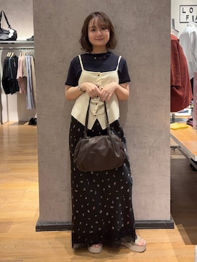 「LOWRYS FARM（ローリーズファーム）の【500mlペットボトル収納可】タックボストンＢＡＧ　1049023（ボストンバッグ、ブラウン系）」を使った、risa1722さん（レディース）の夏コーディネート
