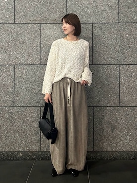 「DouDou（ドゥドゥ）のアイテム（パンツ）」を使った、azukiさん（レディース・168cm）の秋コーディネート