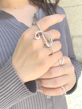 「Soierie（ソワリー）のストリーム コネクト リング / Stream connect ring（リング、シルバー系）」を使った、Soierie_STAFFさん（レディース・155cm）の夏コーディネート
