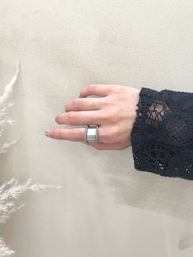 「Soierie（ソワリー）のツイスト ショート リング / Twist short ring（リング、シルバー系）」を使った、Soierie_STAFFさん（レディース・155cm）の夏コーディネート