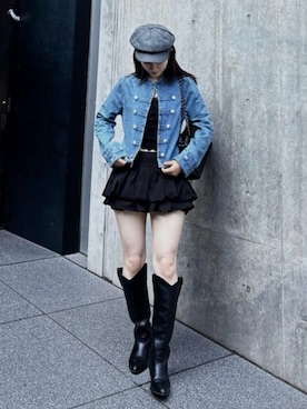 「RAY CASSIN（レイカズン）のティアードバルーンミニスカート / ホイップスカート（スカート、ブラック系）」を使った、Minoriさん（レディース・160cm）の秋コーディネート