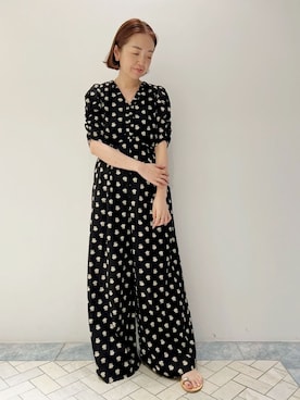 「Lilas（リラ）のペンタゴンダイヤブレスレット K10（ブレスレット、ゴールド系）」を使った、natsukiさん（レディース・163cm）の夏コーディネート