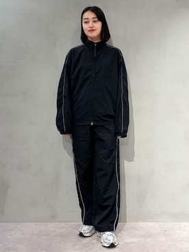 「MODE COMMUTER（モードコミューター）のDry-Touch Diamond-Stitched Blouson（Hoodies、ブラック系）」を使った、MODE COMMUTERさん（レディース・164cm）の夏コーディネート