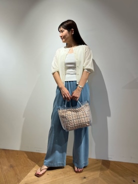 「BEAUTY&YOUTH UNITED ARROWS(ビューティーアンドユースユナイテッドアローズ)のアイテム(デニムパンツ)」を使った、BEAUTY&YOUTH WOMENSさん(レディース・164cm)の夏コーディネート