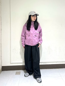 「THE NORTH FACE(ザノースフェイス)の<THE NORTH FACE>ショート コンパクト ジャケット(ナイロンジャケット、ピンク系)」を使った、BEAUTY&YOUTH WOMENSさん(レディース・156cm)の夏コーディネート