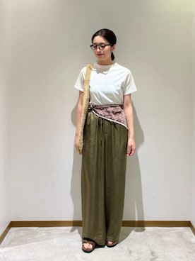 「BEAUTY&YOUTH UNITED ARROWS（ビューティーアンドユースユナイテッドアローズ）のアイテム（ショルダーバッグ）」を使った、BEAUTY&YOUTH WOMENSさん（レディース・161cm）の夏コーディネート