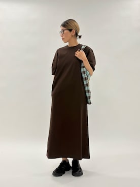 「beej（ビージ）のアイテム（バッグ）」を使った、BEAUTY&YOUTH WOMENSさん（レディース・160cm）の夏コーディネート