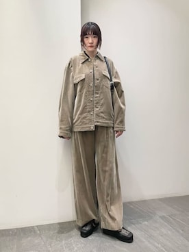 「MOHI（モヒ）のアイテム」を使った、BEAUTY&YOUTH WOMENSさん（レディース・166cm）の秋コーディネート