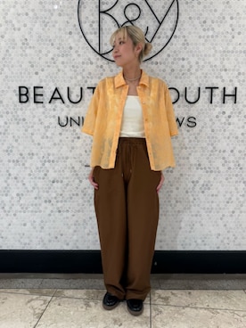「BEAUTY&YOUTH UNITED ARROWS（ビューティーアンドユースユナイテッドアローズ）のアイテム（その他パンツ）」を使った、BEAUTY&YOUTH WOMENSさん（レディース・162cm）の夏コーディネート