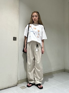 「BEAUTY&YOUTH UNITED ARROWS(ビューティーアンドユースユナイテッドアローズ)のタック インヒール トング サンダル(サンダル、ブラック系)」を使った、BEAUTY&YOUTH WOMENSさん(レディース・156cm)の夏コーディネート