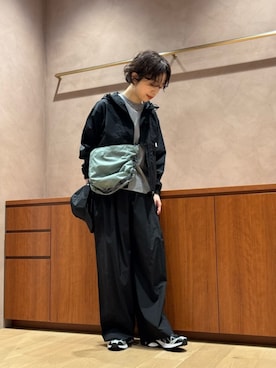 「アイテム（ナイロンジャケット）」を使った、BEAUTY&YOUTH WOMENSさん（レディース・165cm）の夏コーディネート