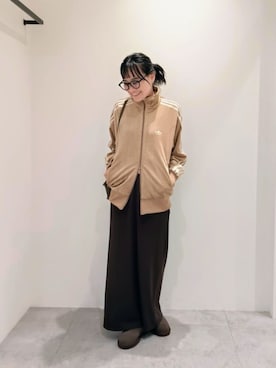 「YAHKI（ヤーキ）のアイテム」を使った、BEAUTY&YOUTH WOMENSさん（レディース・153cm）の秋コーディネート