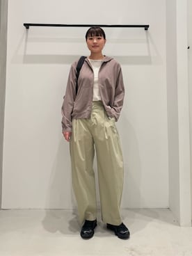 「ASICS（アシックス）のアイテム」を使った、BEAUTY&YOUTH WOMENSさん（レディース・166cm）の夏コーディネート