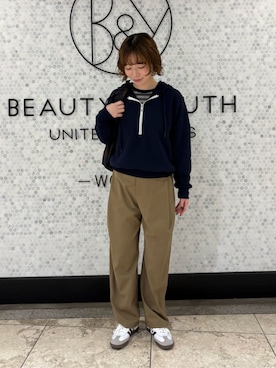「Russell Athletic（ラッセルアスレティック）のアイテム」を使った、BEAUTY&YOUTH WOMENSさん（レディース・159cm）の秋コーディネート