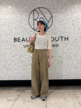 「BEAUTY&YOUTH UNITED ARROWS（ビューティーアンドユースユナイテッドアローズ）のアイテム（ショルダーバッグ）」を使った、BEAUTY&YOUTH WOMENSさん（レディース・159cm）の夏コーディネート