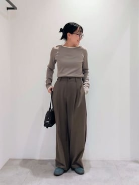 「LAPUIS（ラピュイ）のアイテム」を使った、BEAUTY&YOUTH WOMENSさん（レディース・153cm）の秋コーディネート