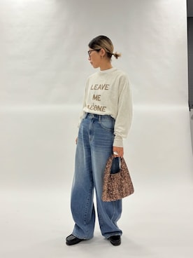 「BEAUTY&YOUTH UNITED ARROWS（ビューティーアンドユースユナイテッドアローズ）のアイテム（ハンドバッグ）」を使った、BEAUTY&YOUTH WOMENSさん（レディース・160cm）の夏コーディネート