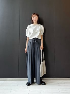 「BEAUTY&YOUTH UNITED ARROWS（ビューティーアンドユースユナイテッドアローズ）のアイテム（その他パンツ）」を使った、BEAUTY&YOUTH WOMENSさん（レディース・162cm）の夏コーディネート