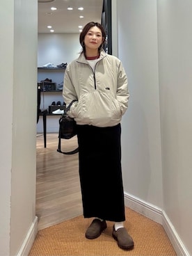 「アイテム（ナイロンジャケット）」を使った、BEAUTY&YOUTH WOMENSさん（レディース・167cm）の秋コーディネート