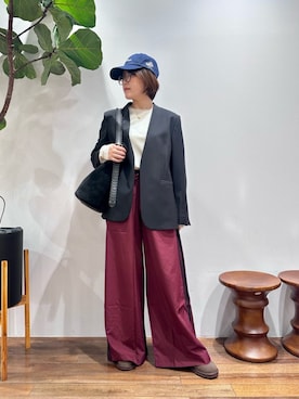 「LAPUIS（ラピュイ）のアイテム」を使った、BEAUTY&YOUTH WOMENSさん（レディース・158cm）の秋コーディネート