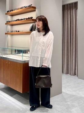 「BEAUTY&YOUTH UNITED ARROWS(ビューティーアンドユースユナイテッドアローズ)のアイテム(スラックス)」を使った、BEAUTY&YOUTH WOMENSさん(レディース・162cm)の秋コーディネート