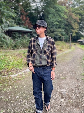 「アイテム（サンダル）」を使った、Mitsushiro  Nampoさん（メンズ・177cm）の秋コーディネート