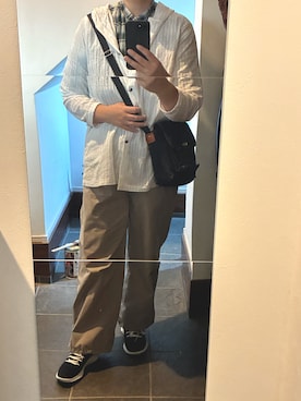 「アイテム（ショルダーバッグ）」を使った、issenyaさん（レディース・158cm・40代）の秋コーディネート