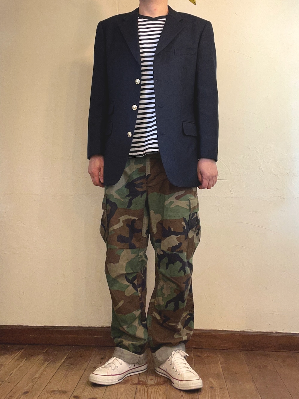 「チャップスラルフローレン、コンブレ、ミリタリーパンツ、コンバース オールスター、大人カジュアル、今日のコーデ」｜「MILITARYのアイテム（カーゴパンツ、その他）」を使った、MUGENさん（メンズ・173cm）の春コーディネートの1枚目の写真