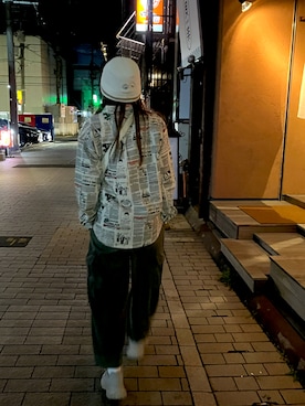 「アイテム（カーゴパンツ）」を使った、ちゃんぴーさん（レディース・167cm）の冬コーディネート