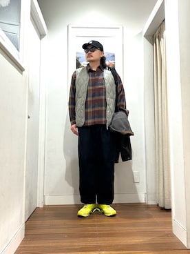 「KANEKO OPTICAL（カネコオプティカル）の『別注』KANEKO OPTICAL×URBAN RESEARCH　URA-06（メガネ）」を使った、Yuya Sasakiさん（メンズ・179cm）の秋コーディネート