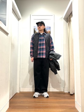 「KANEKO OPTICAL（カネコオプティカル）の『別注』KANEKO OPTICAL×URBAN RESEARCH　URA-06（メガネ）」を使った、Yuya Sasakiさん（メンズ・179cm）の秋コーディネート