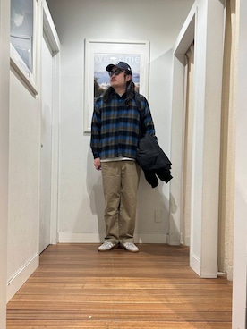 「KANEKO OPTICAL（カネコオプティカル）の『別注』KANEKO OPTICAL×URBAN RESEARCH　URA-06（メガネ）」を使った、Yuya Sasakiさん（メンズ・179cm）の冬コーディネート