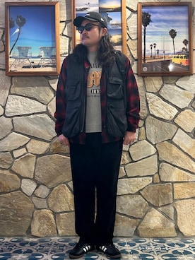 「KANEKO OPTICAL（カネコオプティカル）の『別注』KANEKO OPTICAL×URBAN RESEARCH　URA-06（メガネ）」を使った、Yuya Sasakiさん（メンズ・179cm）の秋コーディネート