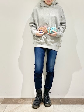 「Disney（ディズニー）のアイテム（スウェット）」を使った、karin_mamaさん（レディース・158cm）の冬コーディネート