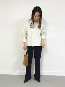 「RODE SKO」｜「アイテム（スウェット）」を使った、RODE SKO (ロデスコ)さん（レディース・158cm）の春コーディネート