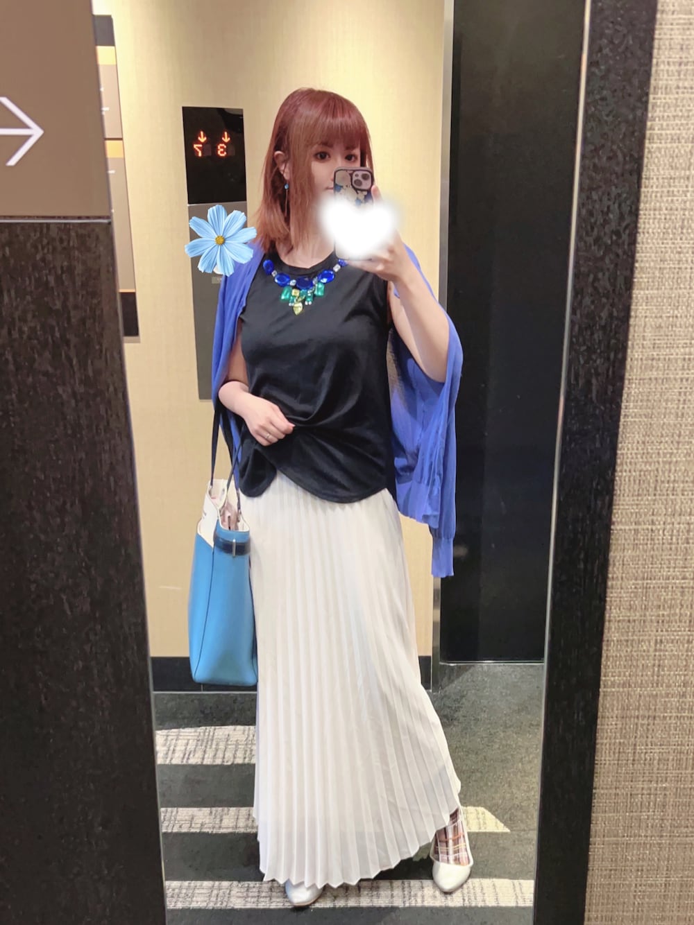 「カジュアル、ビジュー、カーディガン、プリーツスカート、ロングスカート、出張コーデ、レインボー」｜「Handmadeのスターダストスティックゴールド（ピアス（両耳用）、ゴールド系）」を使った、MI☆YUさん（レディース・152cm）の秋コーディネートの1枚目の写真