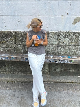 Jordan Brand ジョーダンブランド レディース のシューズ ベージュ系 ブランドロゴ コーディネート Zozotown