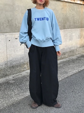 「LEMAIRE（ルメール）のCROISSANT FILT BAG（ショルダーバッグ、ブラック系）」を使った、Kumika☆さん（レディース・158cm）の春コーディネート