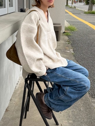 「YENNA(イェンナ)の【ふんわりもっちりボリュームニット】/ディープVネックニット / オーバー サイズニット(ニット/セーター)」を使った、Kumika☆さん(レディース・158cm)の秋コーディネート