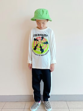 「GENERATOR（ジェネレーター）のアイテム（パンツ）」を使った、eightmaaanさん（キッズ・132cm）の秋コーディネート