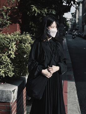 「真っ黒コーデ」｜NNさん（レディース・153cm）の春コーディネート