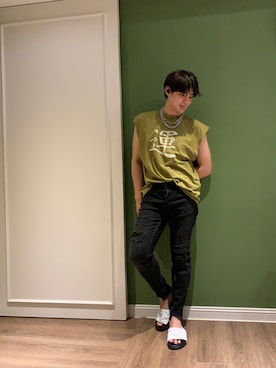 「アイテム（モカシン/デッキシューズ、ホワイト系）」を使った、台湾男子さん（メンズ・175cm）の夏コーディネート