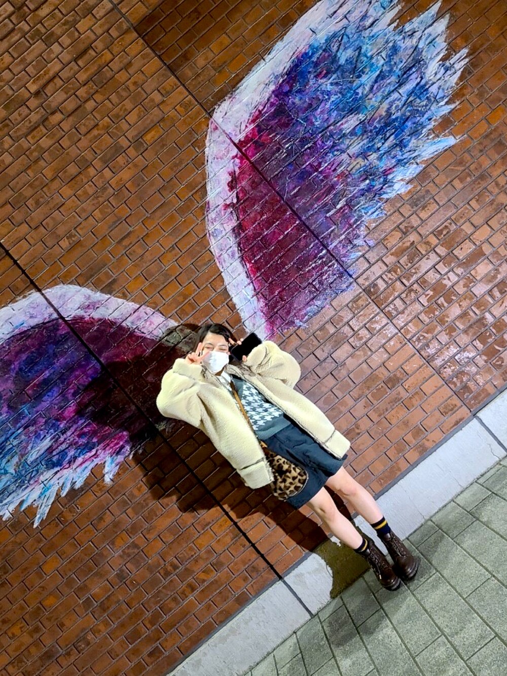 「休日スタイル、ビッグシルエット、ボリューム袖、低身長、低身長コーデ、低身長女子、ニットベスト、グリーン、冬コーデ、おしゃれさんと繋がりたい」｜「OLIVE des OLIVEのボンバボンジャケット（ブルゾン、ホワイト系）」を使った、SARINAさん（レディース・148cm）の冬コーディネートの1枚目の写真