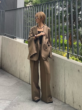 「アイテム（テーラードジャケット、グリーン系）」を使った、yuka nakamoriさん（レディース・154cm）の秋コーディネート